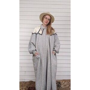 80s Sachi New York Art Coat One Size Poncho Soft Gray